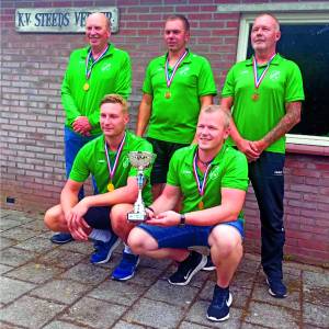 Eerste Team KV Kluppelshuizen beste van Nederland