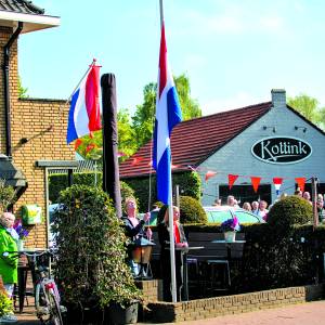 Met 400 personen brunchen op Koningsdag in Geesteren!
