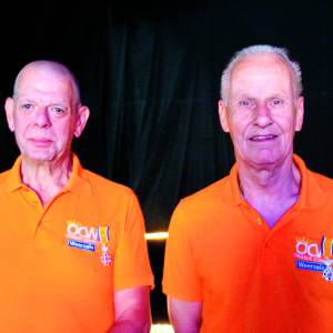 Koninklijke onderscheiding voor Geert Eberhard en Gerard Hofsté van Oranje Comité