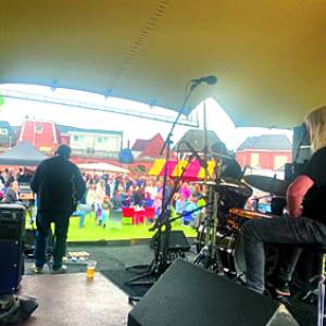 Geslaagde derde editie Bluesfestival bij Stadsbrouwerij De Bombazijn