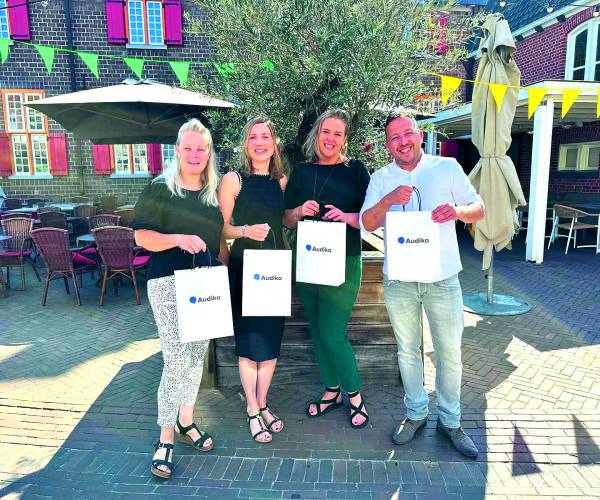 Meer mensen beter laten horen: Van Boxtel hoorwinkels wordt Audika