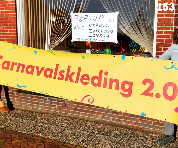 Opbrengst gaat naar de Verjaardagsbox Tubbergen Pop-up store Carnavalskleding 2.0 opent opnieuw de deuren