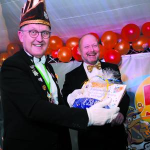 ‘De Spanvöggel’ viert het 55-jarig jubileum zoals het een carnavalsvereniging betaamt