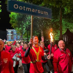 Bevrijdingsvuur overgedragen aan de jongste jeugd van Ootmarsum
