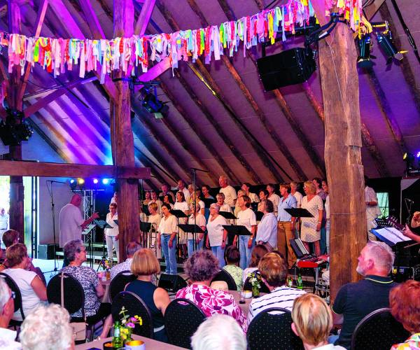 Zinderende zomerconcerten Vocal Group 'nJoy groot succes