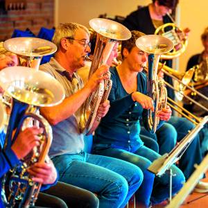 Nieuw Talent Orkest met stand present op Boerenmarkt Losser