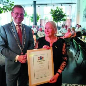 Almelospeld voor Ineke Pezie