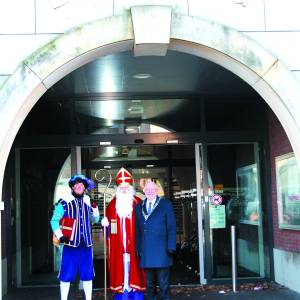 Warm welkom voor Sint Nicolaas en zijn gevolg in gemeente Dinkelland