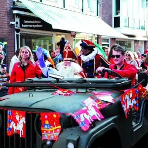 Sinterklaas verblijdt zaterdag alle kinderen uit Oldenzaal weer met een bezoek