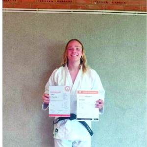 Feest bij judovereniging THAG met judoka Dennis Dijkstra