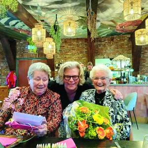 Jaarlijkse ontspanningsmiddag Zonnebloem afdeling Manderveen
