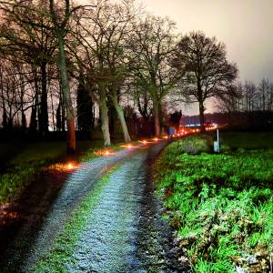 Verlichte avondwandeling Saasveld zeer geslaagd