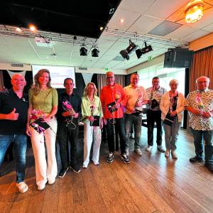 Jubilarissen geëerd tijdens de jaarvergadering van O.C.V De Markloawen