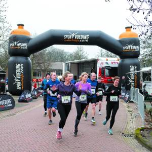 Turvenloop 2024: een sportief succes met 700 deelnemers