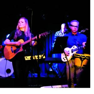 Swing door de Decennia met SIX TO SEVEN in Muziek op zaterdag 24 mei