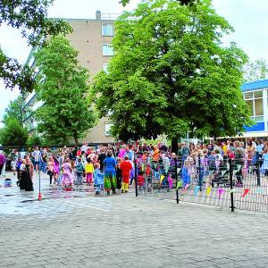 Waterkastie als afscheid van de Montessorischool