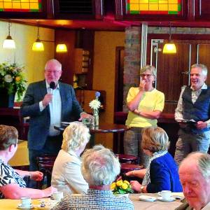 Vijftigjarig jubileum Weerselose toneelvereniging erg gezellig