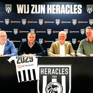 Heracles Almelo en Stanno gaan meerjarig partnership met elkaar aan